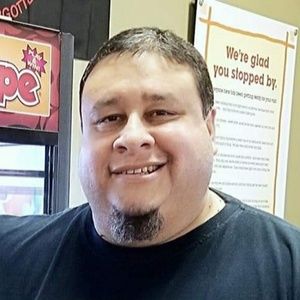 Meet your Posher, Vic